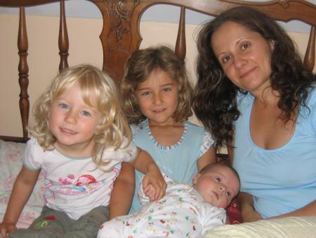 Tout le monde dans le lit de papi et mamie !