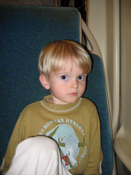 Grand gar�on dans le m�tro de Lyon