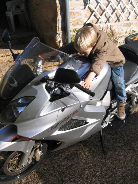 C'est un peu court, jeune homme !